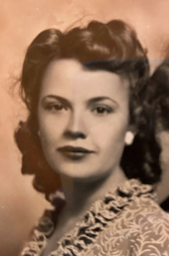 image of Gloria Apsley